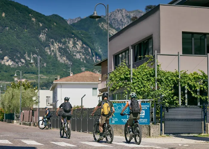 Rolly - Rooms & Restaurant Riva del Garda